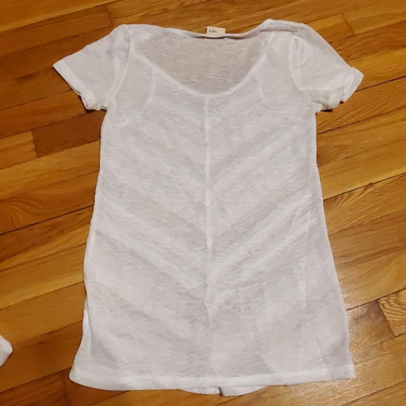 Fancy tee - Picture 2 of 2